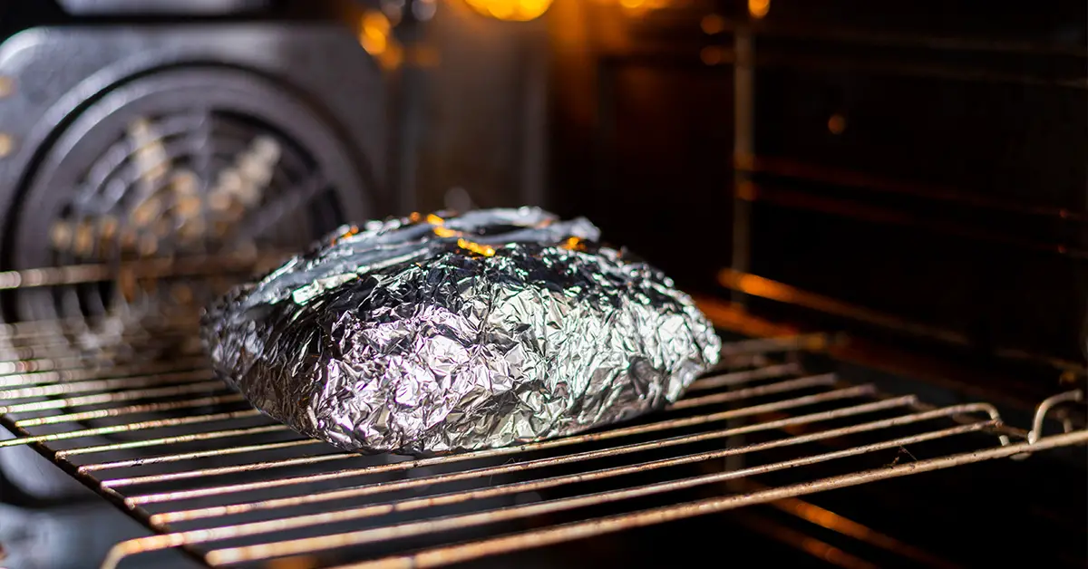 What Aluminum Foil Can Go In The Oven?